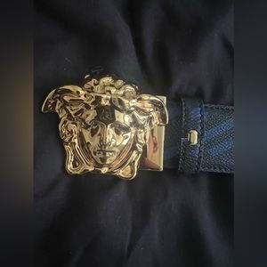 I want to sell this belt to someone who will actually wear it
